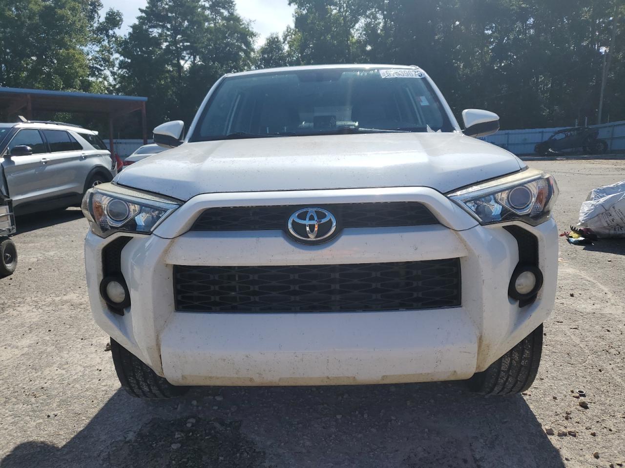 TOYOTA 4RUNNER SR5