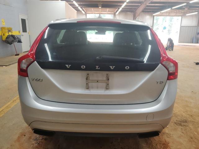 2015 VOLVO V60 PREMIE YV140MEB7F1197233