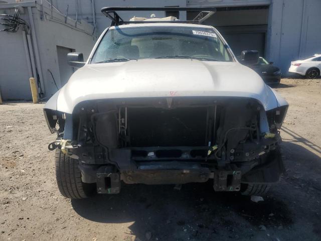 2018 RAM 1500 ST 3C6JR6DG9JG186050