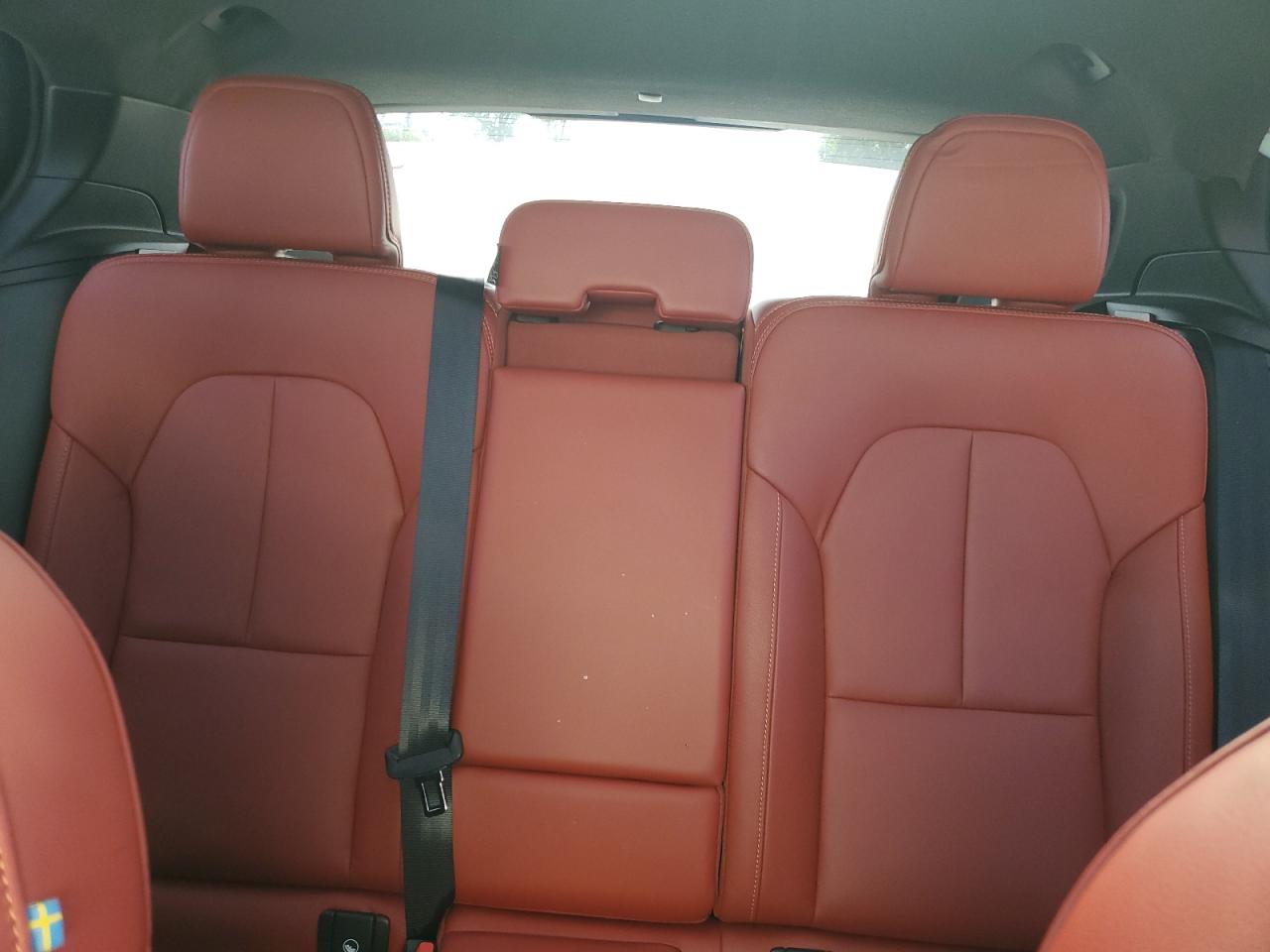 VOLVO XC40 T5 MOMENTUM