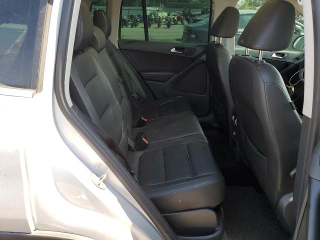 2016 VOLKSWAGEN TIGUAN S WVGAV7AX2GW501985