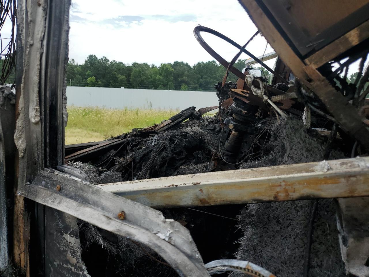 Lot #3256376343 2005 SPARTAN MOTORS MOTORHOME