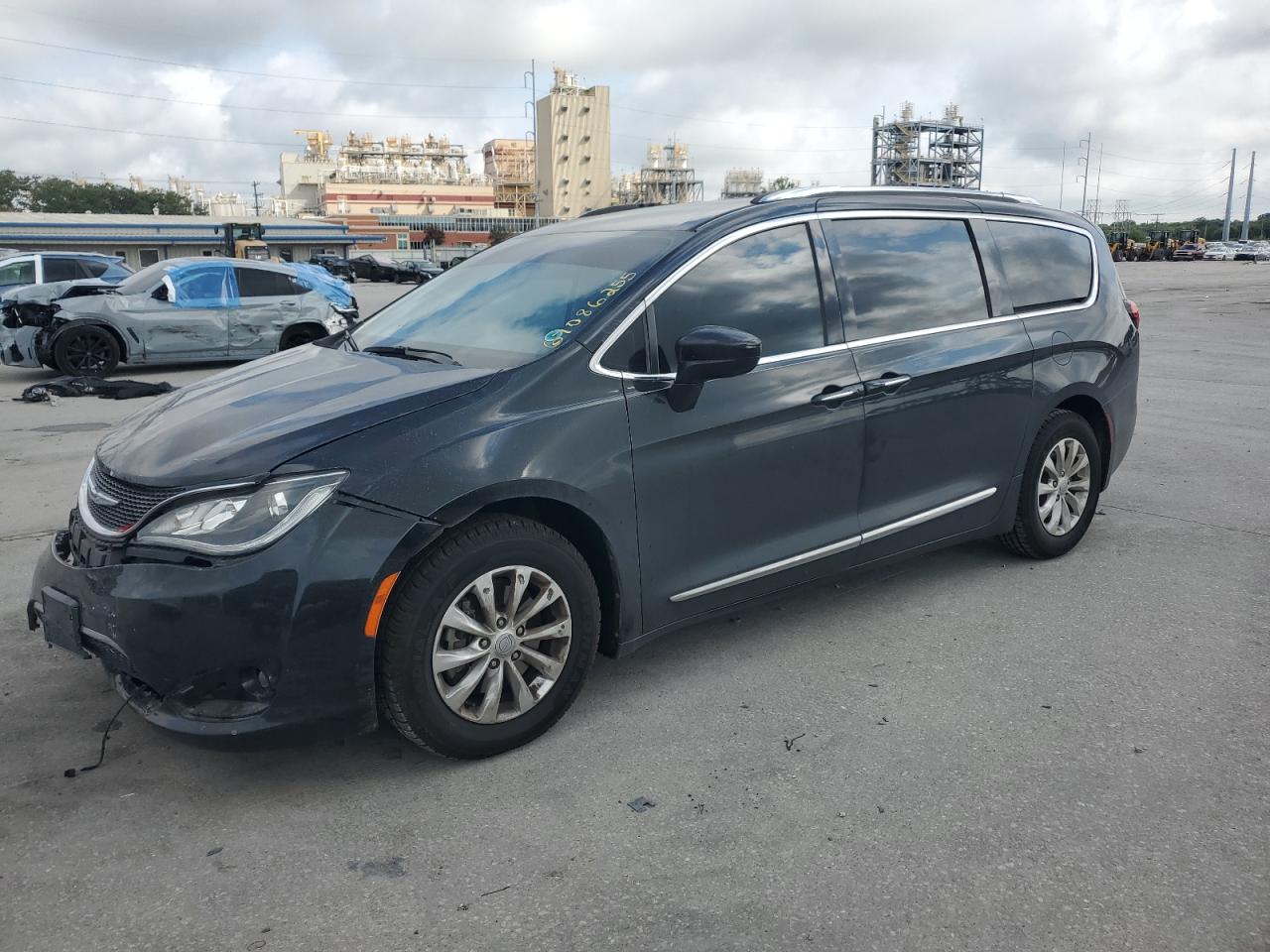 CHRYSLER PACIFICA TOURING L