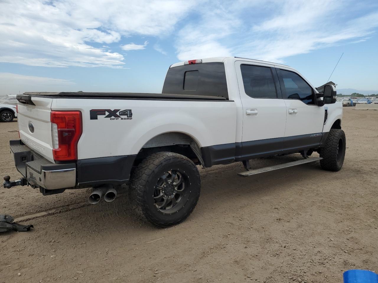 FORD F-250 SUPER DUTY