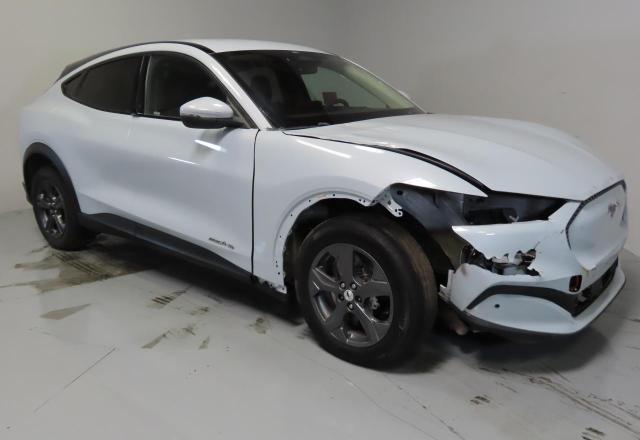 FORD MUSTANG MACH-E SELECT 2022 white  electric 3FMTK1SS2NMA18639 photo #1