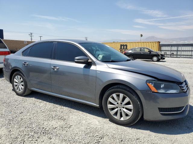2015 VOLKSWAGEN PASSAT S 1VWAT7A39FC081758