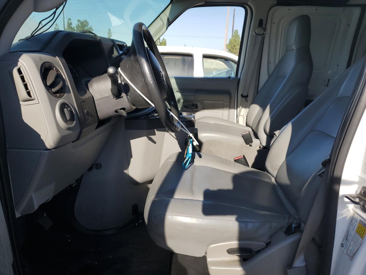 FORD ECONOLINE E150 VAN