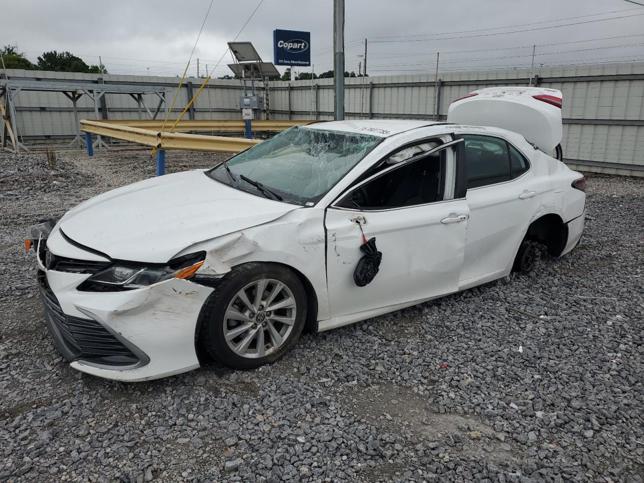 TOYOTA CAMRY LE