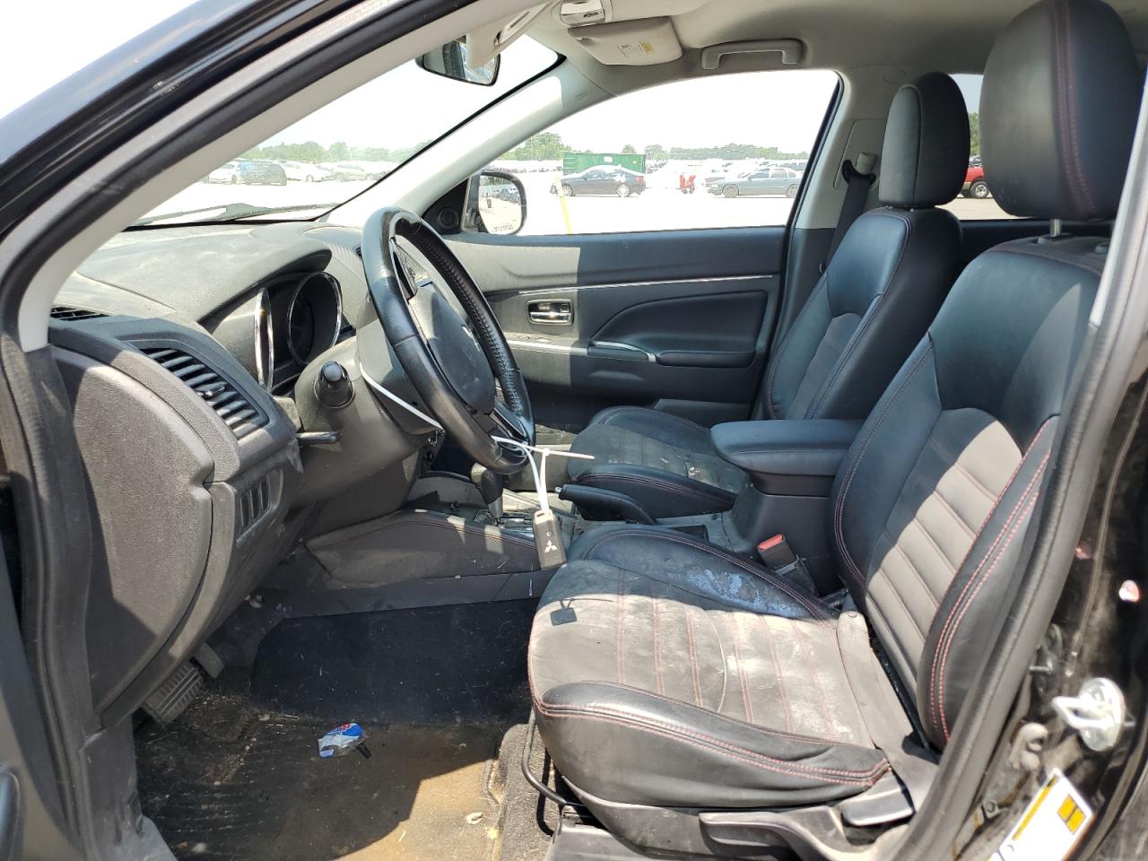 MITSUBISHI OUTLANDER ES