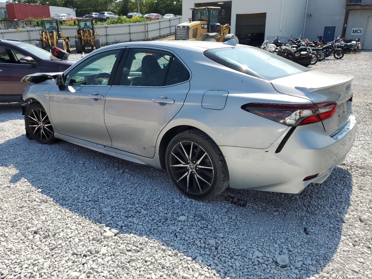 Lot #3305381306 2021 TOYOTA CAMRY SE