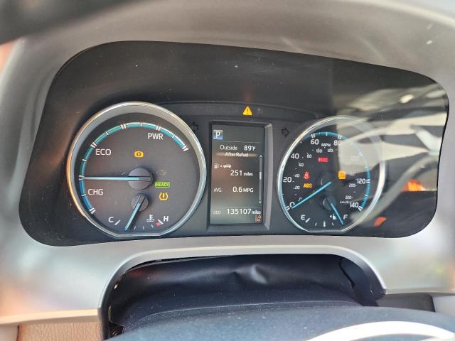 2018 TOYOTA RAV4 HV LE JTMRJREV3JD197477
