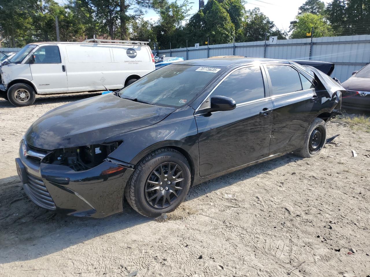 TOYOTA CAMRY LE