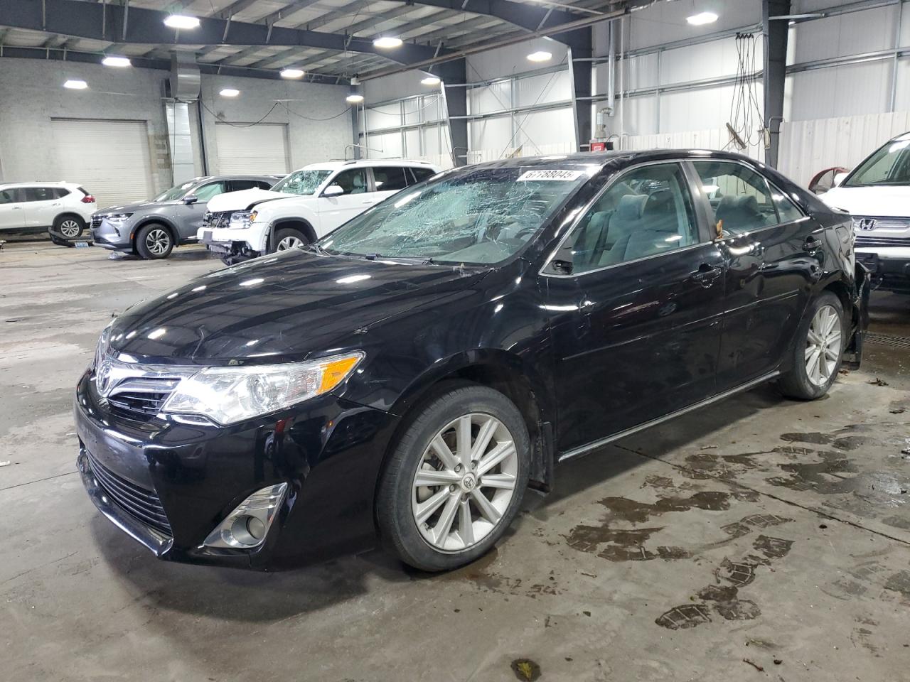 TOYOTA CAMRY BASE
