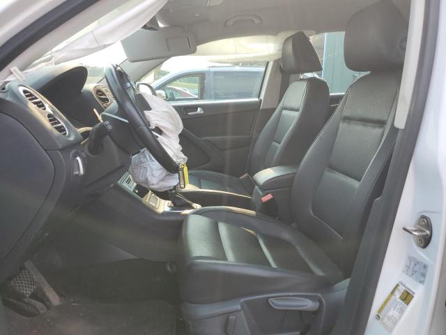 2016 VOLKSWAGEN TIGUAN S WVGBV7AX0GW585373