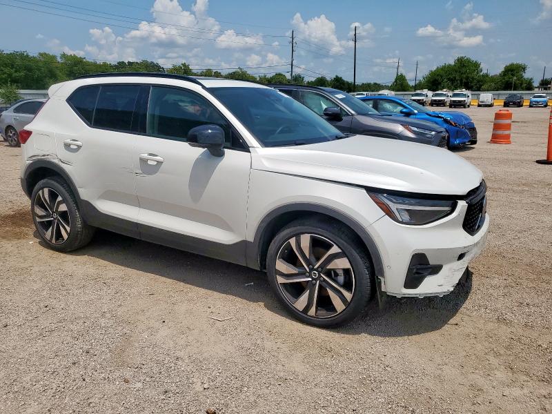 2025 VOLVO XC40 PLUS - YV4L12UC5S2512349