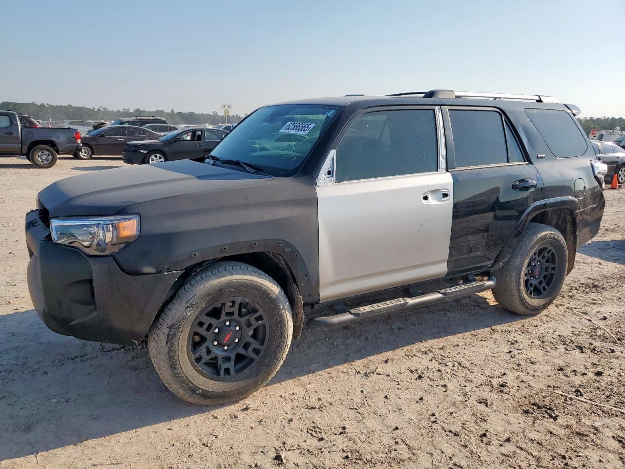 TOYOTA 4RUNNER SR5