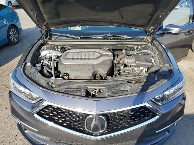 2018 ACURA RLX TECH JH4KC1F52JC000895