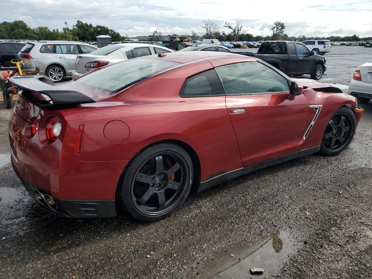 NISSAN GT-R PREMIUM