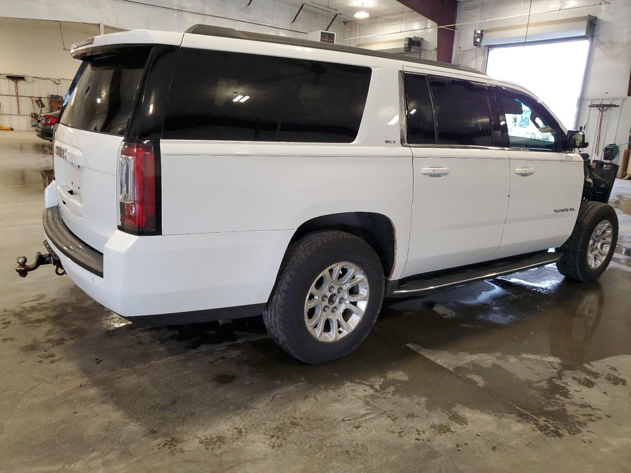 GMC YUKON K1500 SLT