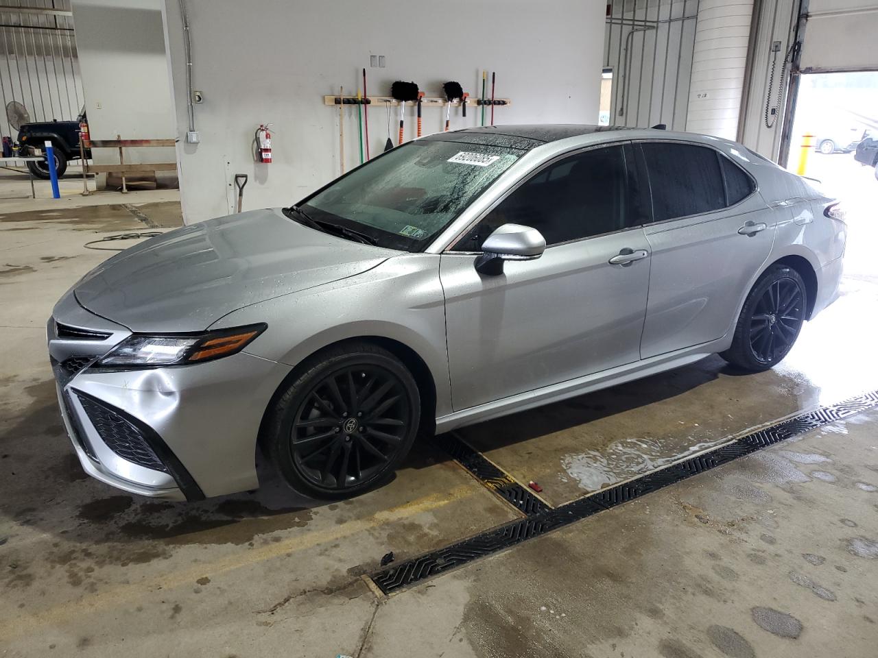 TOYOTA CAMRY XSE