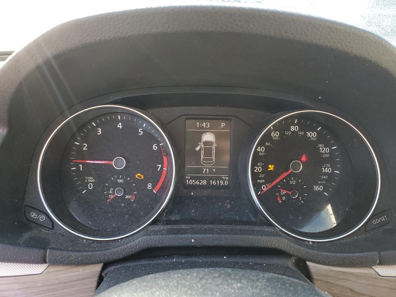 VOLKSWAGEN PASSAT SE