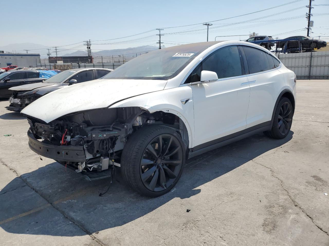 TESLA MODEL X