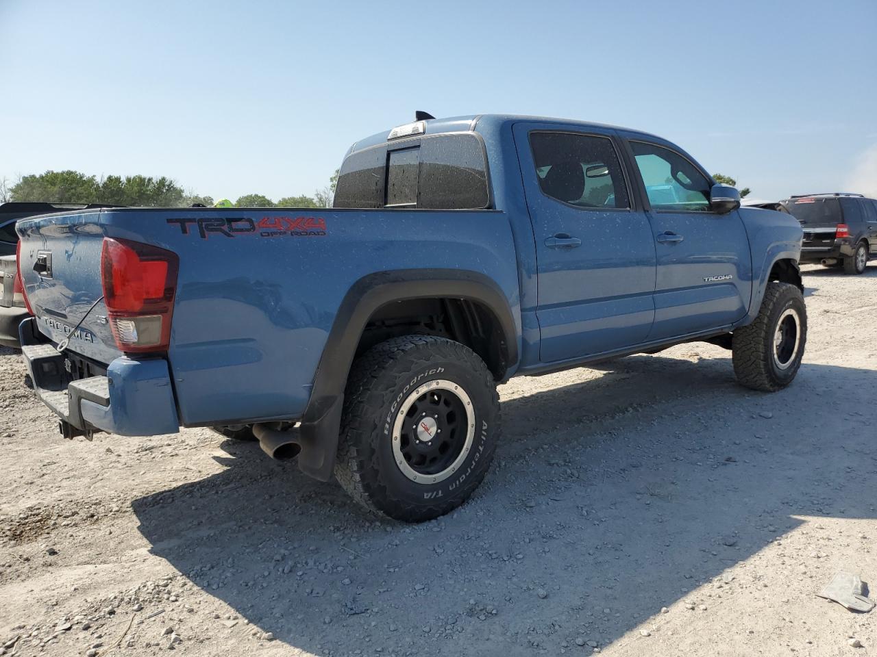 TOYOTA TACOMA DOUBLE CAB