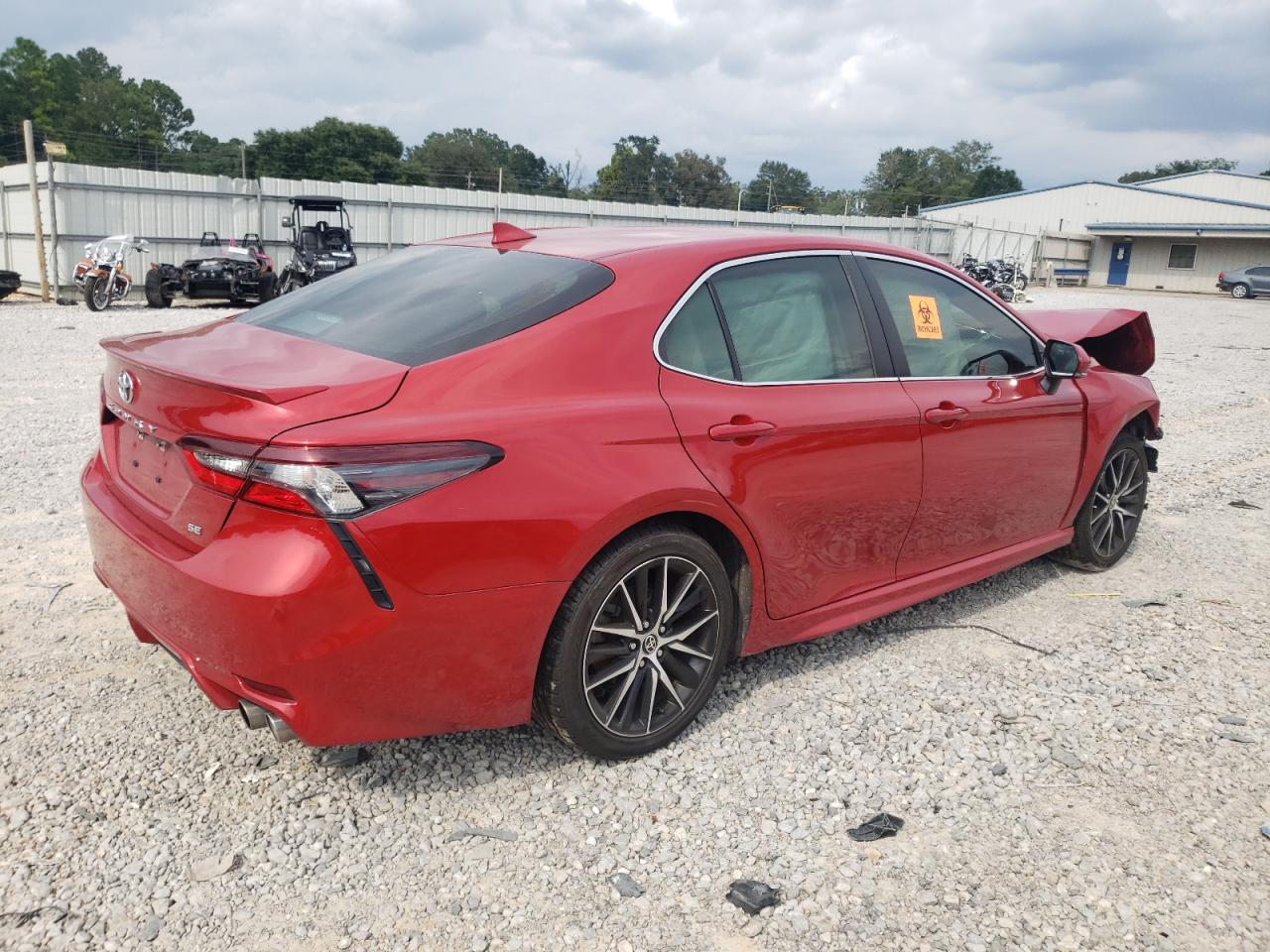 TOYOTA CAMRY SE NIGHT SHADE