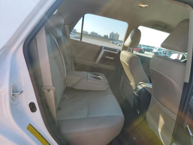 2020 TOYOTA 4RUNNER SR JTEZU5JR6L5220980