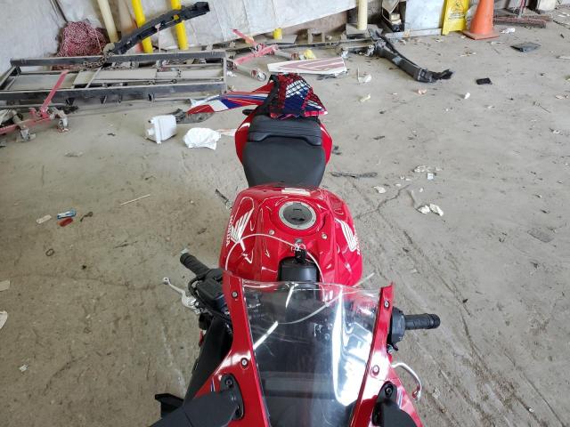 2024 HONDA CBR650 R MLHRH1554R5000073
