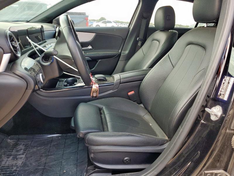 2019 MERCEDES-BENZ A 220 WDD3G4EB5KW035939