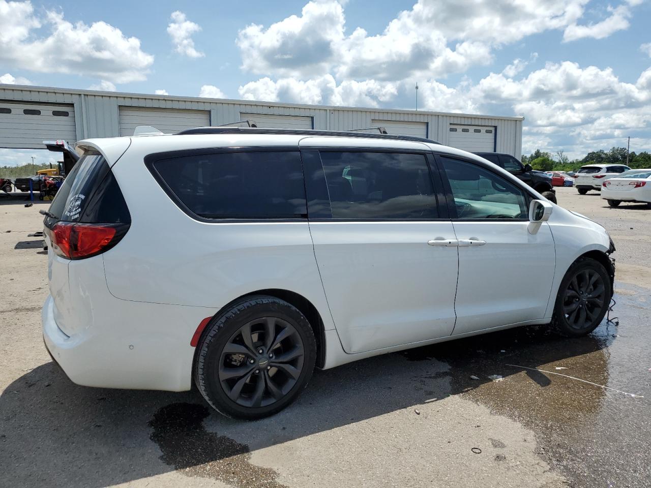 CHRYSLER PACIFICA TOURING L PLUS