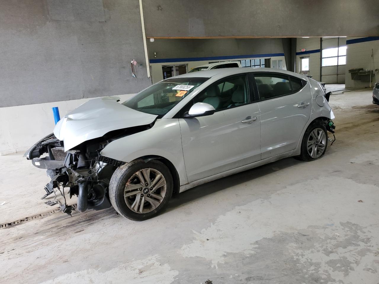 HYUNDAI ELANTRA SEL