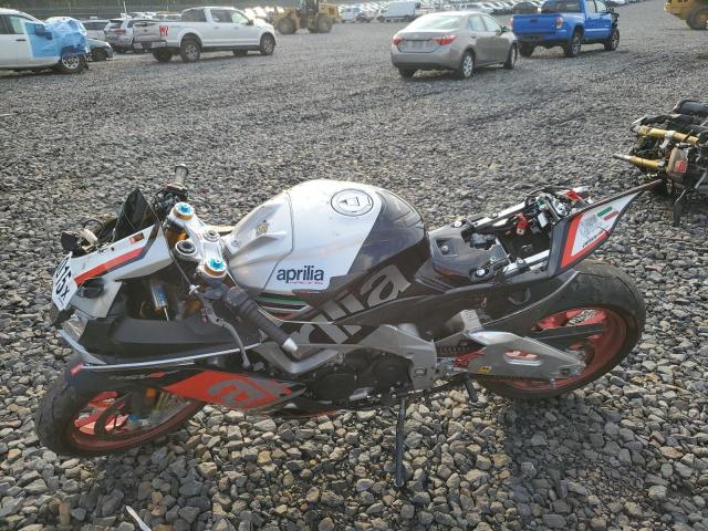 2016 APRILIA RSV4 RF ZD4RKUB08GS000465