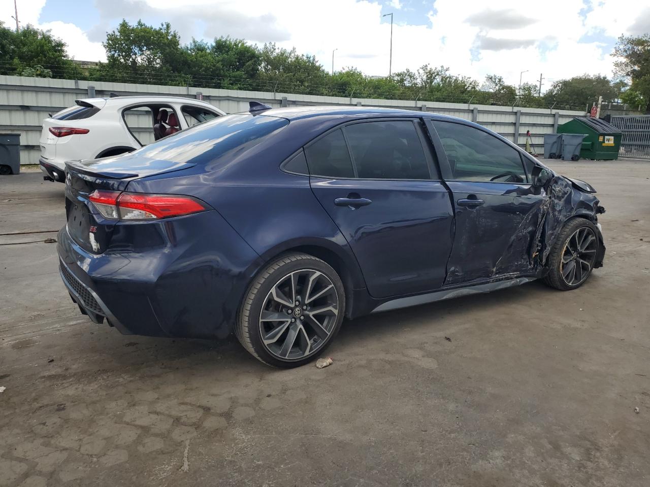 Lot #3301864009 2021 TOYOTA COROLLA SE