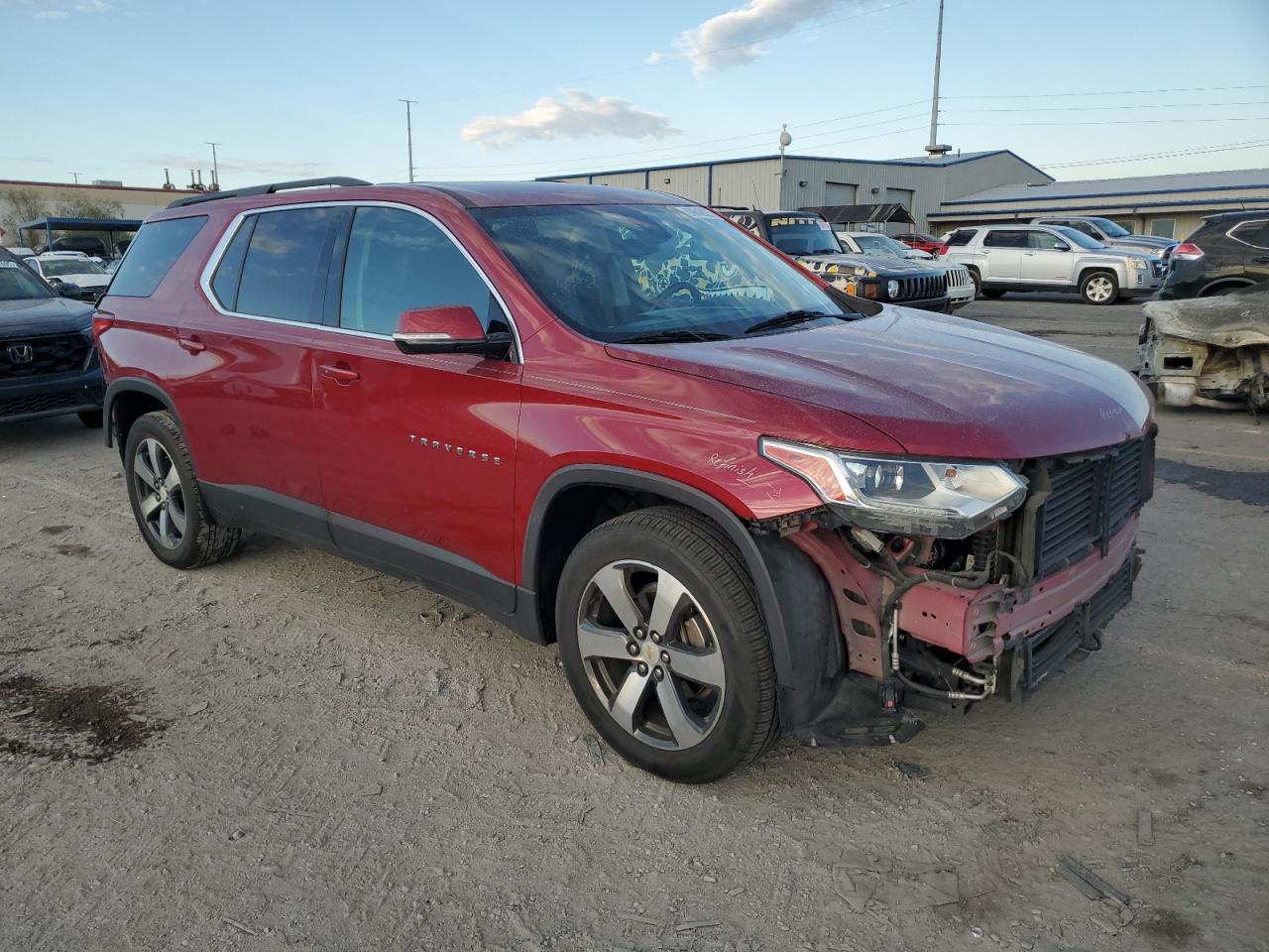 CHEVROLET TRAVERSE LT