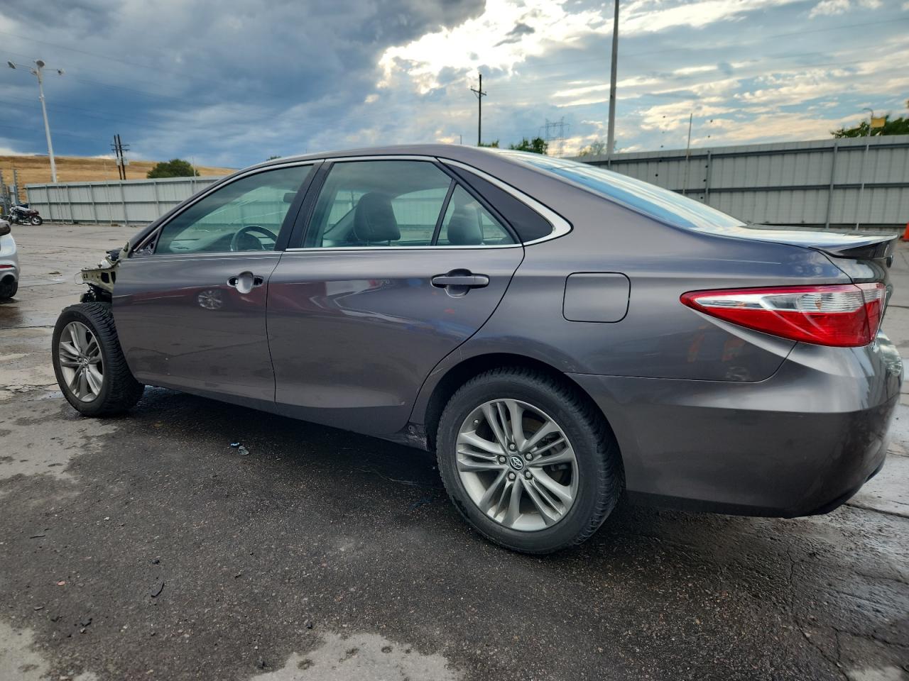 TOYOTA CAMRY LE