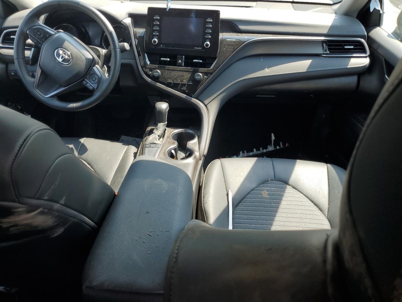 TOYOTA CAMRY SE NIGHT SHADE