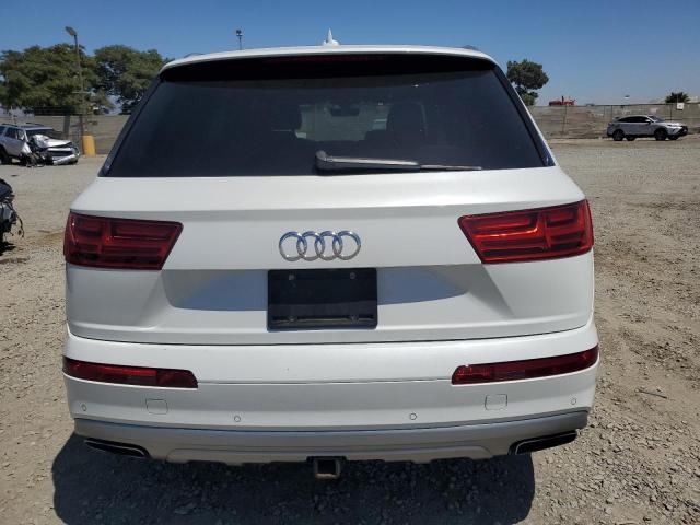 2017 AUDI Q7 PREMIUM WA1LAAF76HD021020