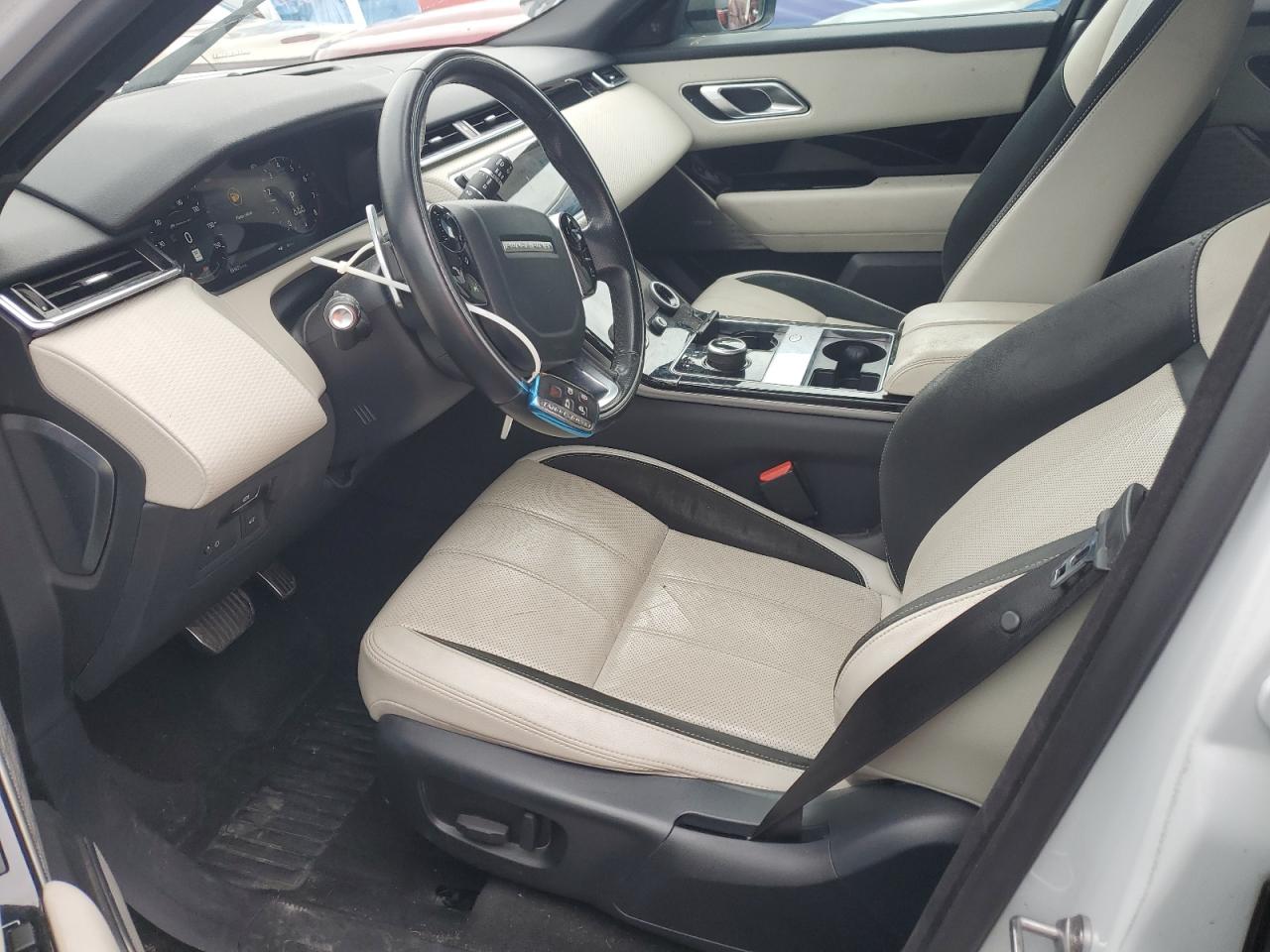 LAND ROVER RANGE ROVER R-DYNAMIC SE