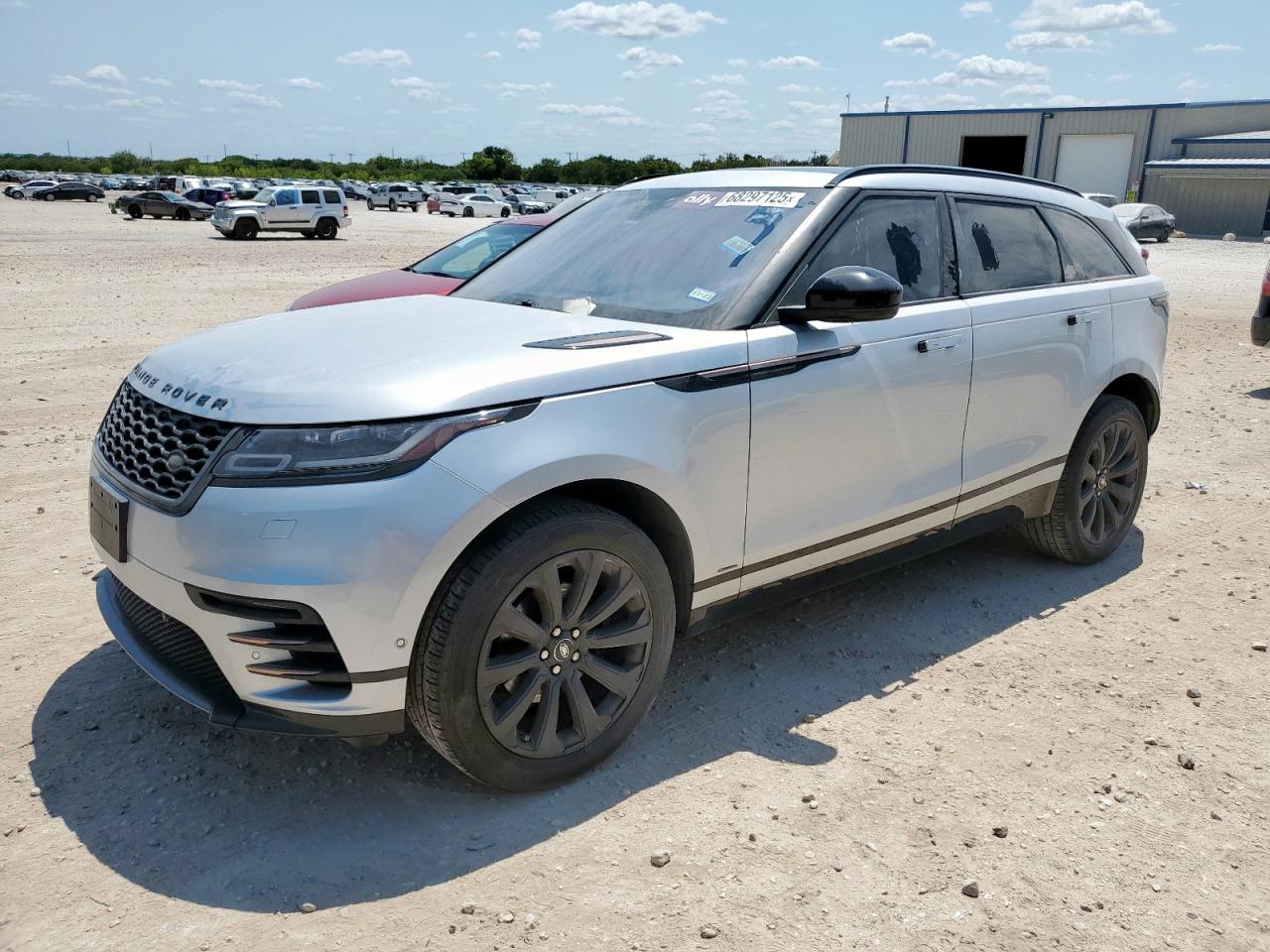 LAND ROVER RANGE ROVER R-DYNAMIC SE