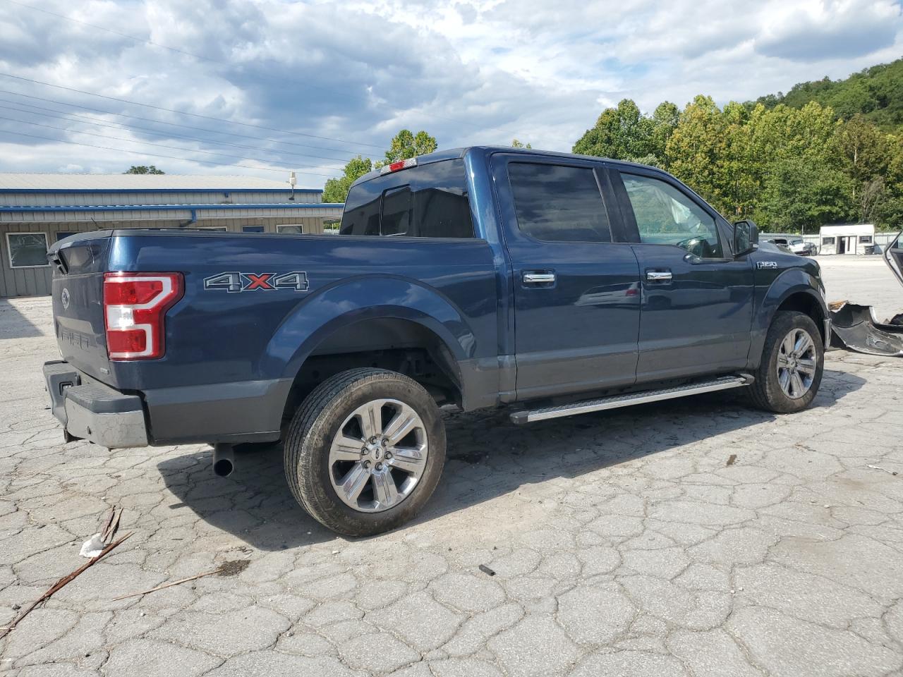 FORD F-150 SUPERCREW