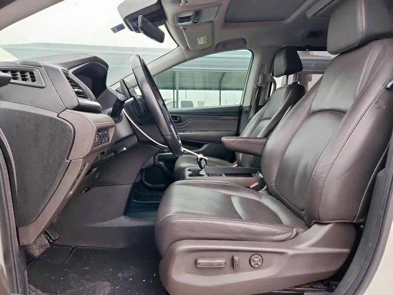 2018 HONDA ODYSSEY TOURING 5FNRL6H85JB048995