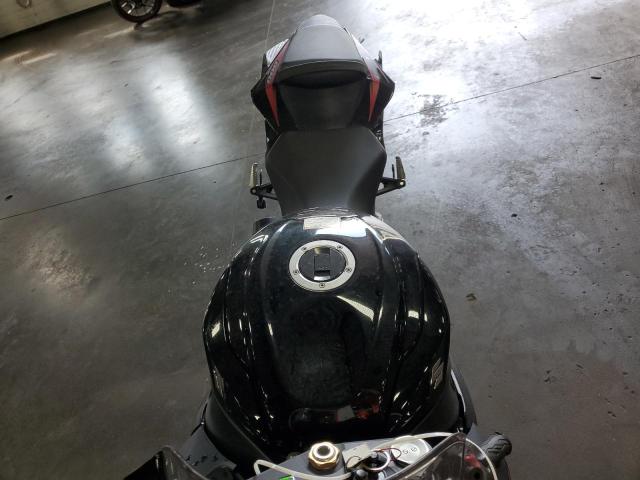 2012 SUZUKI GSX-R600 - JS1GN7FA2C2101259
