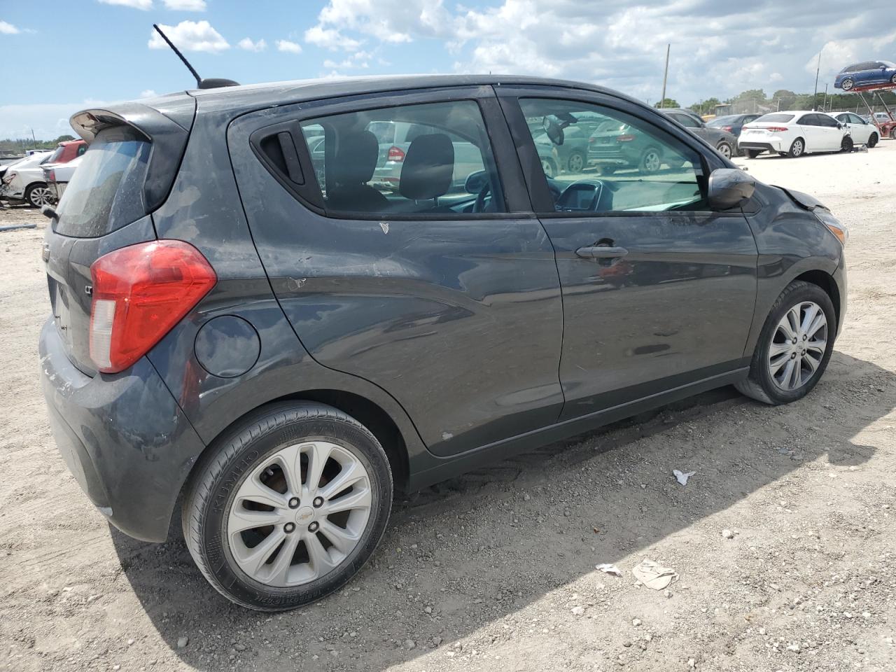 CHEVROLET SPARK 1LT