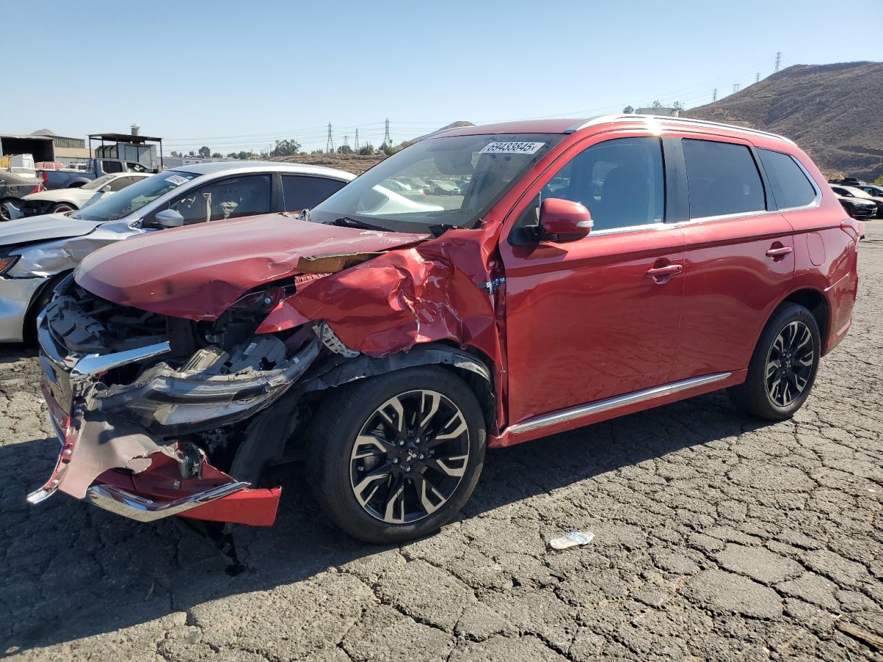 MITSUBISHI OUTLANDER SE