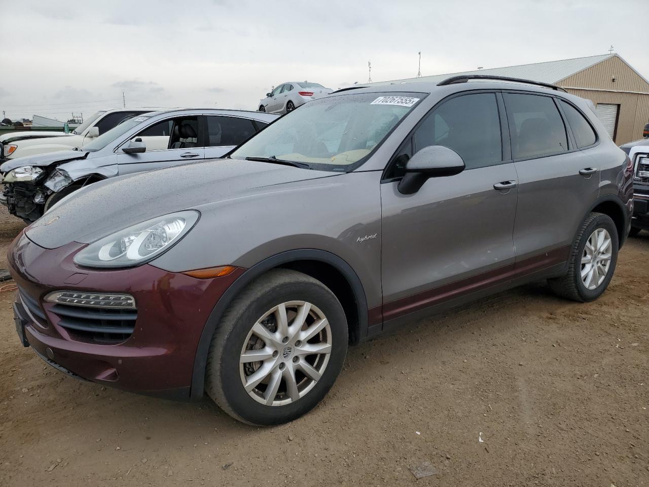 PORSCHE CAYENNE S HYBRID