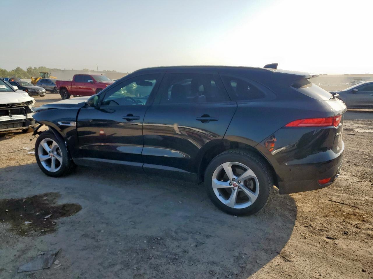 JAGUAR F-PACE PREMIUM