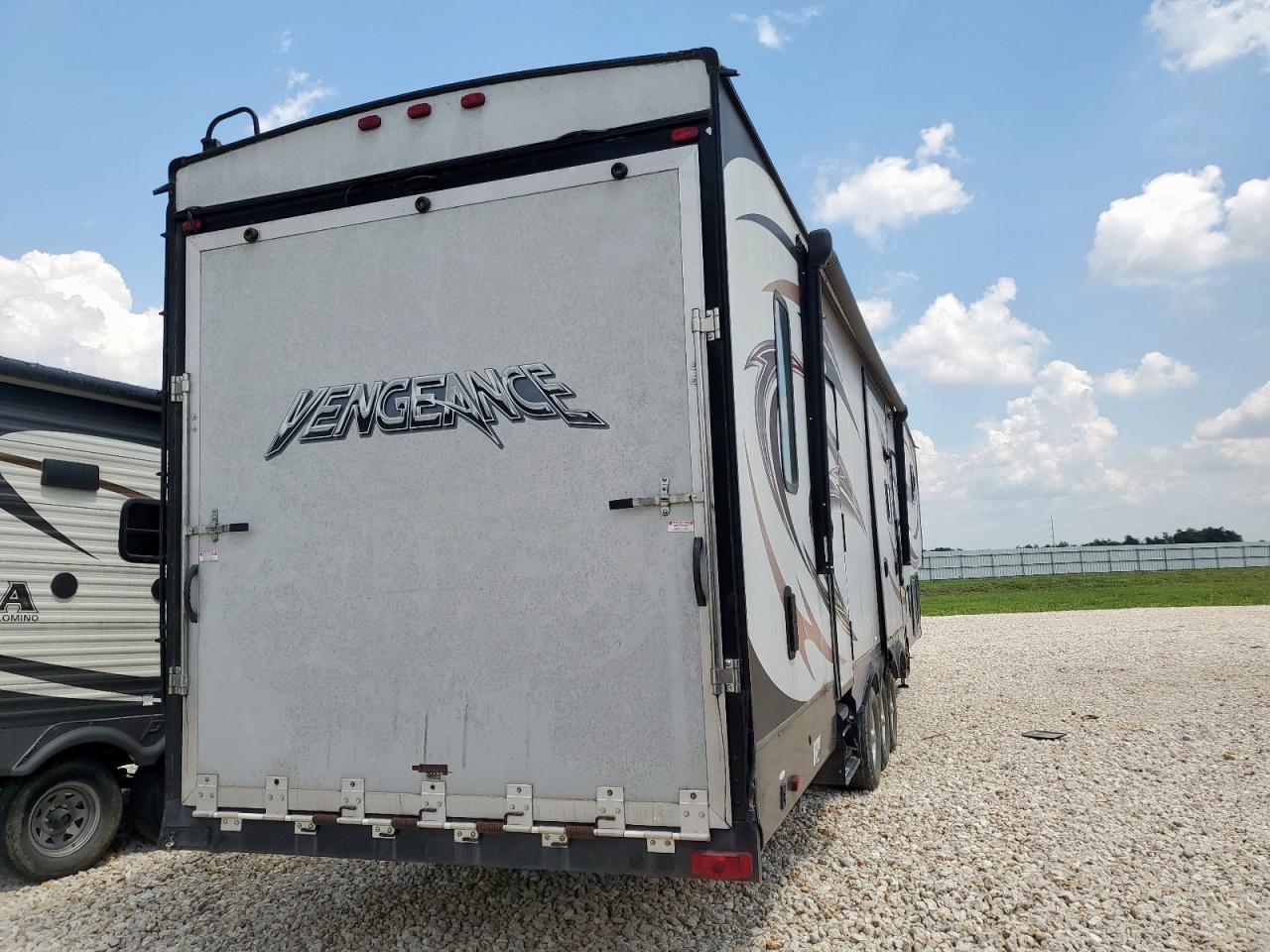 Lot #3272944341 2016 WILDWOOD VENGEANCE