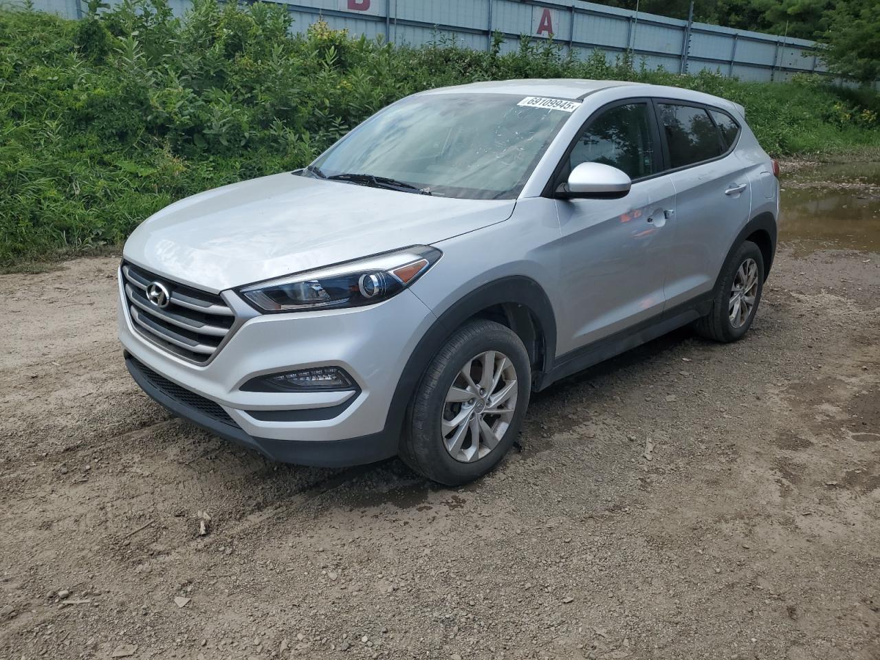 HYUNDAI TUCSON SE